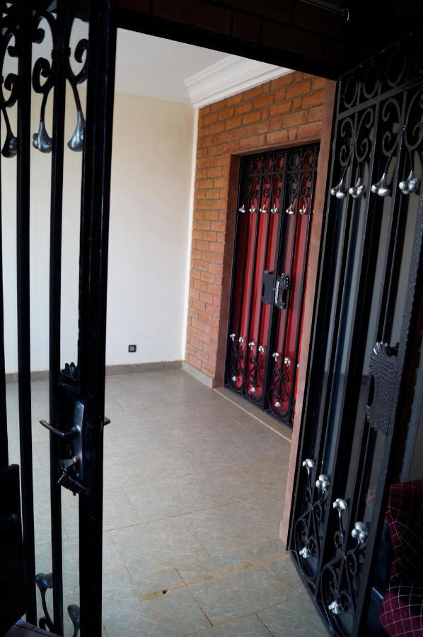 Residence Vicyma 2 P Tout Confort Bafoussam Centre Exterior foto