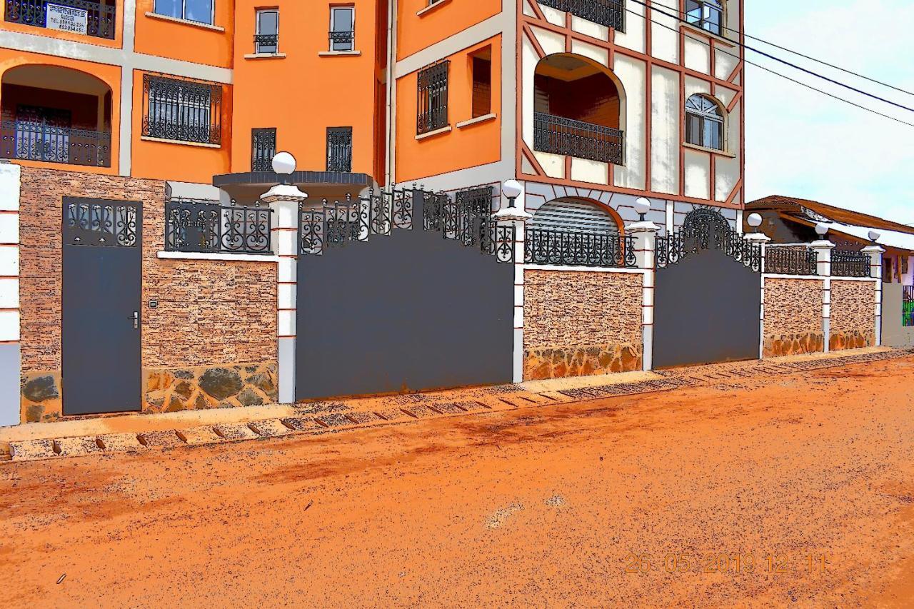 Residence Vicyma 2 P Tout Confort Bafoussam Centre Exterior foto